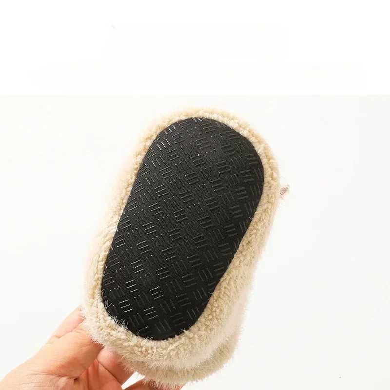Autumn Cute Dog Anti slip Warm Thick Baby Walking Shoes Magic Buckle Newborn Baby Floor Soft Bottom First Step Walker M240827