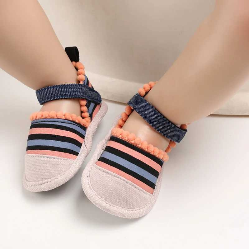 Newborn baby shoes Bohemian girl striped toddler first walking boots cotton comfortable soft anti slip baby crib shoes M240827