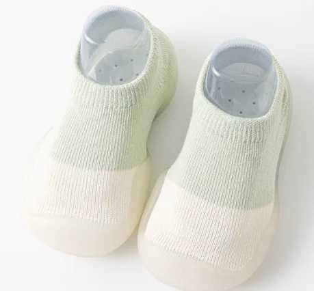 Autumn baby walking shoes color contrast soft sole breathable anti slip baby walking shoes socks are not easy to fall off M240827