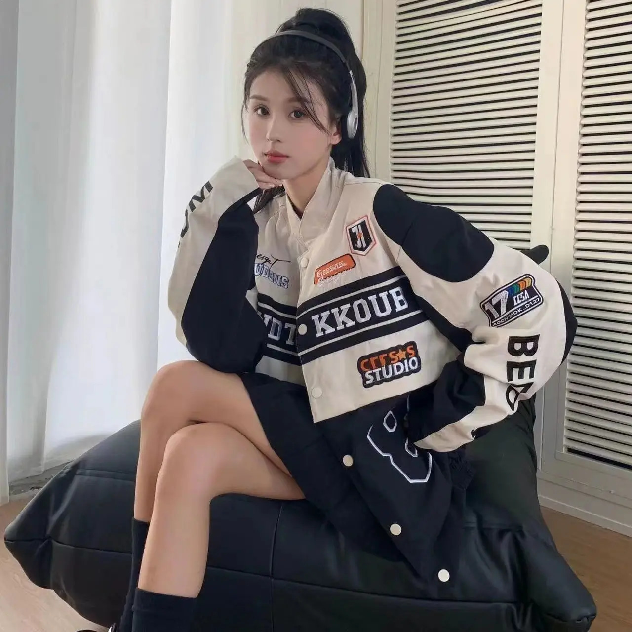Womens Casual Short Jacket with Zippers Retro Loose Baseball Jacket for Autumn Detachable Moto Coat Embroidered Letters 240827