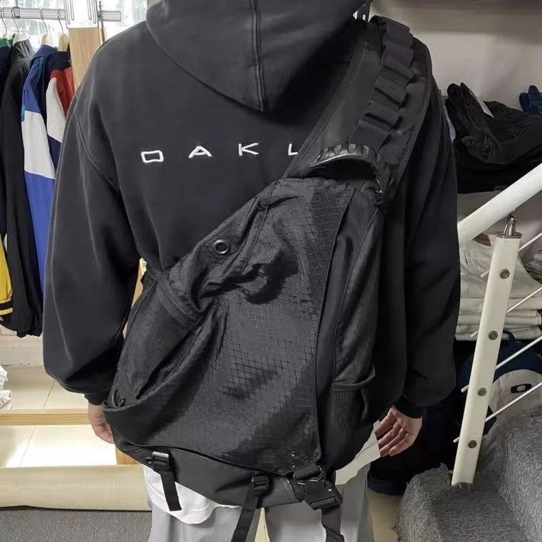 Men Vintage Camping Waist Backpacks Women Nylon Hiking Backpack Casual Sling Bag Large Capacity Outdoor Sport Crossbody Bag 240827