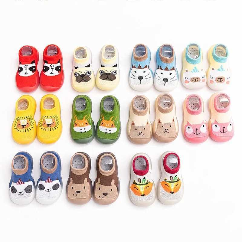 Boys shoes soft rubber soles baby socks baby cute cartoon childrens floor sports shoes BeBe Boots toddlers girls first walkers M240827
