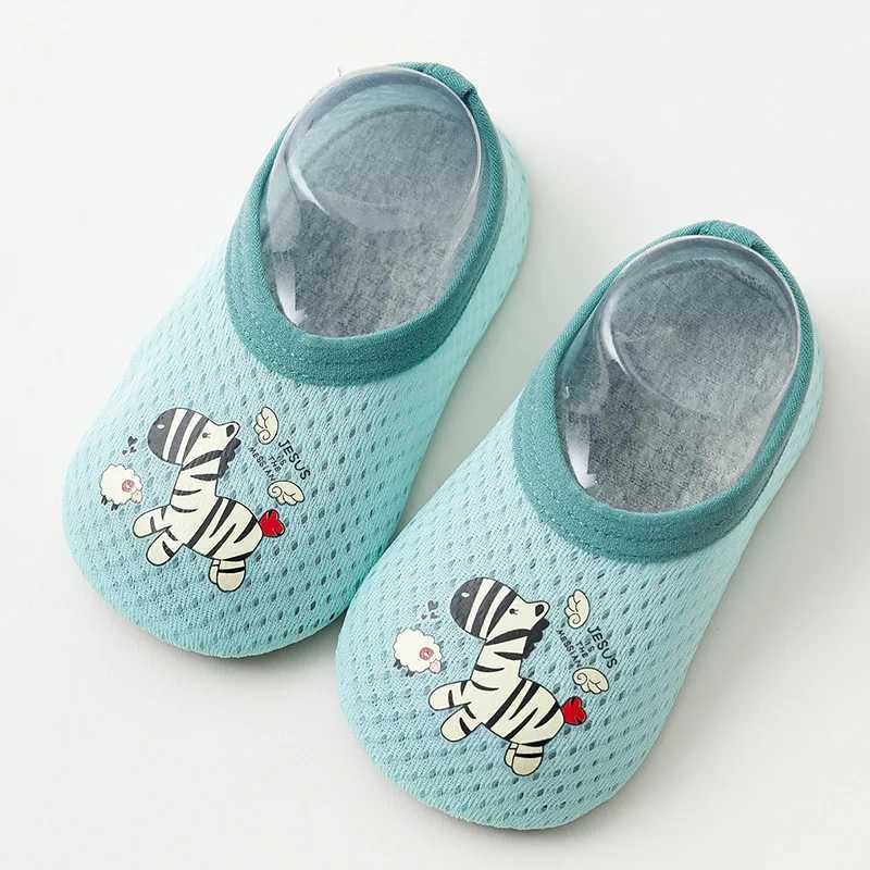 Baby floor socks shoes newborn baby soft sole anti slip girls first walking childrens family shoes 0-4 years old children M240827
