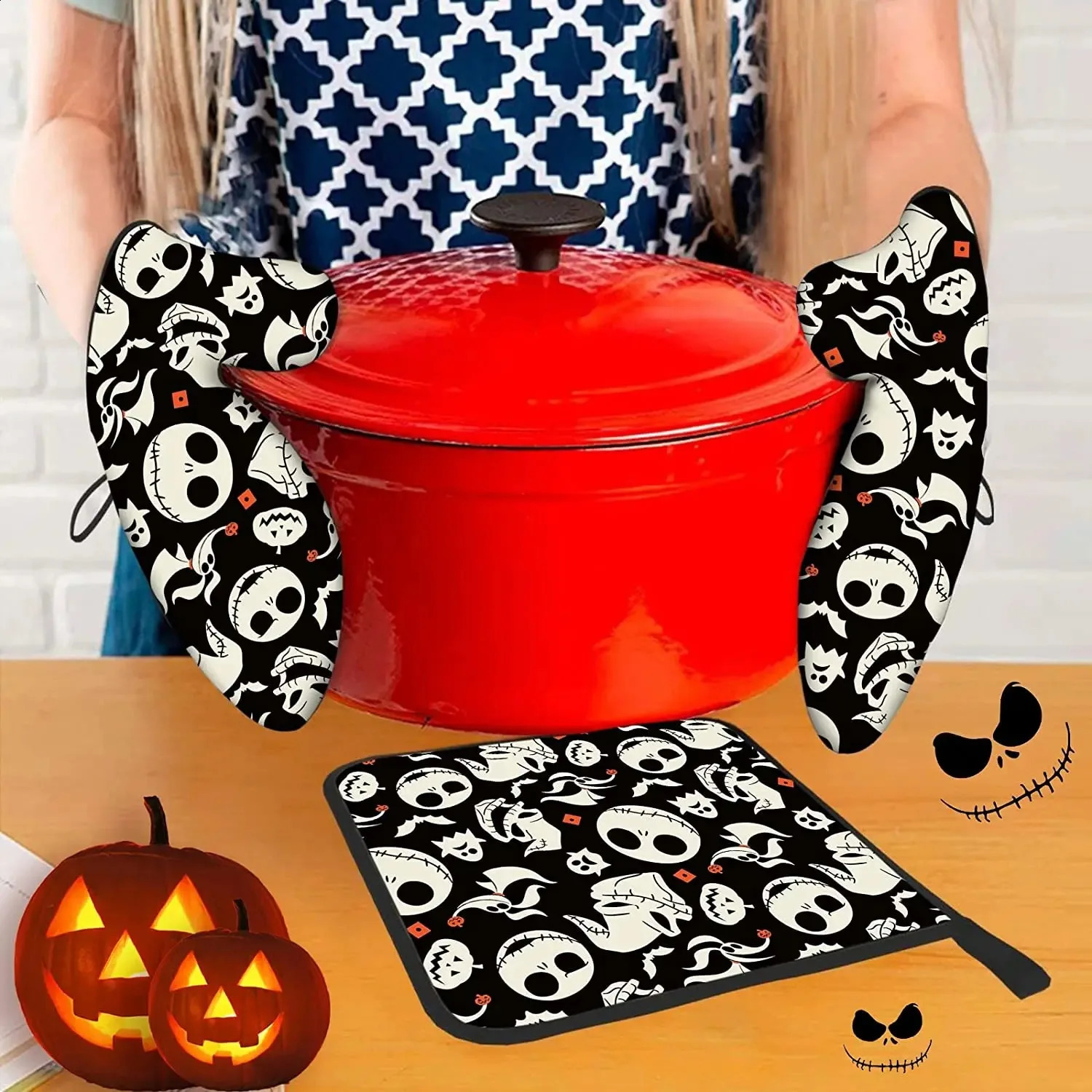 Halloween Oven Mitts and Pot Holders Sets Christmas Kitchen Heat Resistant Non-Slip Oven Gloves for Safe BBQ Cooking Baking 240826