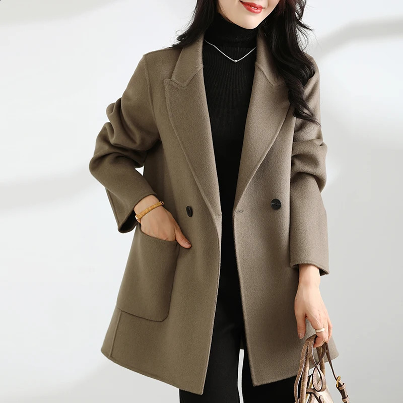 Autumn and winter doublesided cashmere coat womens short sleeved 100% pure wool 240826
