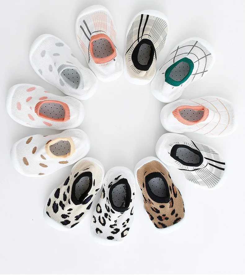 Babys first walking shoes breathable baby and toddler shoes girls and boys casual mesh shoes soft and comfortable anti slip shoes M240827