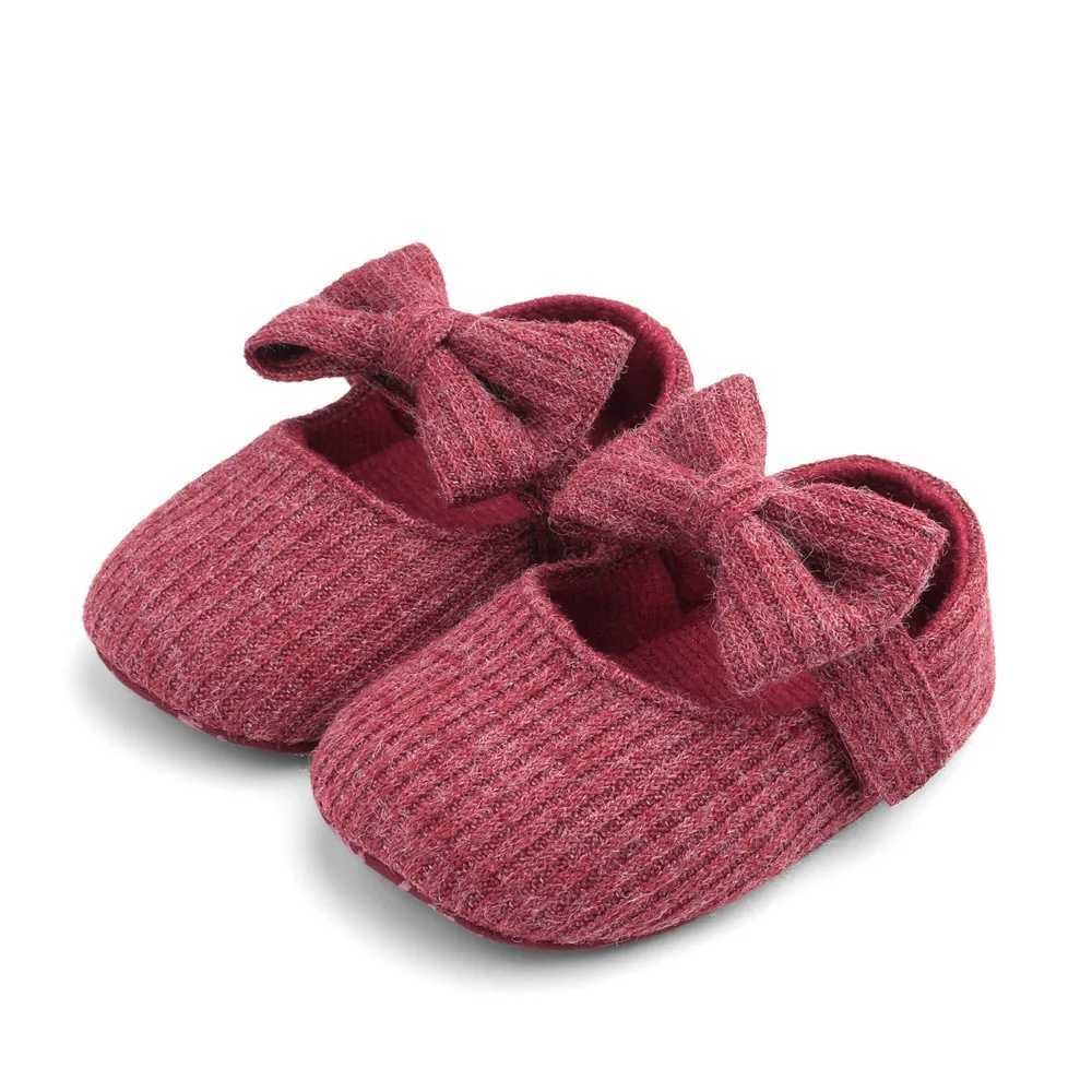 Baby girl soft soled shoes baby toddler knitted cute shoes little girl first walker one year old baby girl shoes M240827