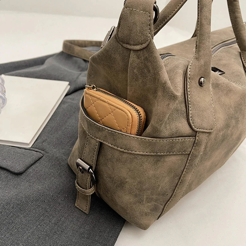 Khaki Handbag for Women Large Capacity PU Leather Female Retro Crossbody Bag Ladies Big Shoulder Bags 240827