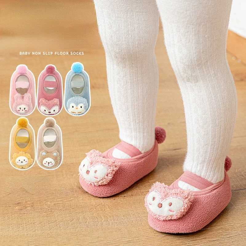 Cute baby sliders for young children boys and girls knitted baby shoes warm and cute cartoon anti slip pre traveler baby sliders M240827