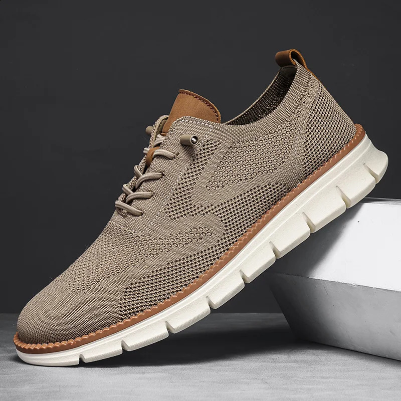 Summer mesh mens sports shoes lightweight and breathable casual shoes mens sports shoes Plus size 39-48 cool outdoor walking shoes 240827