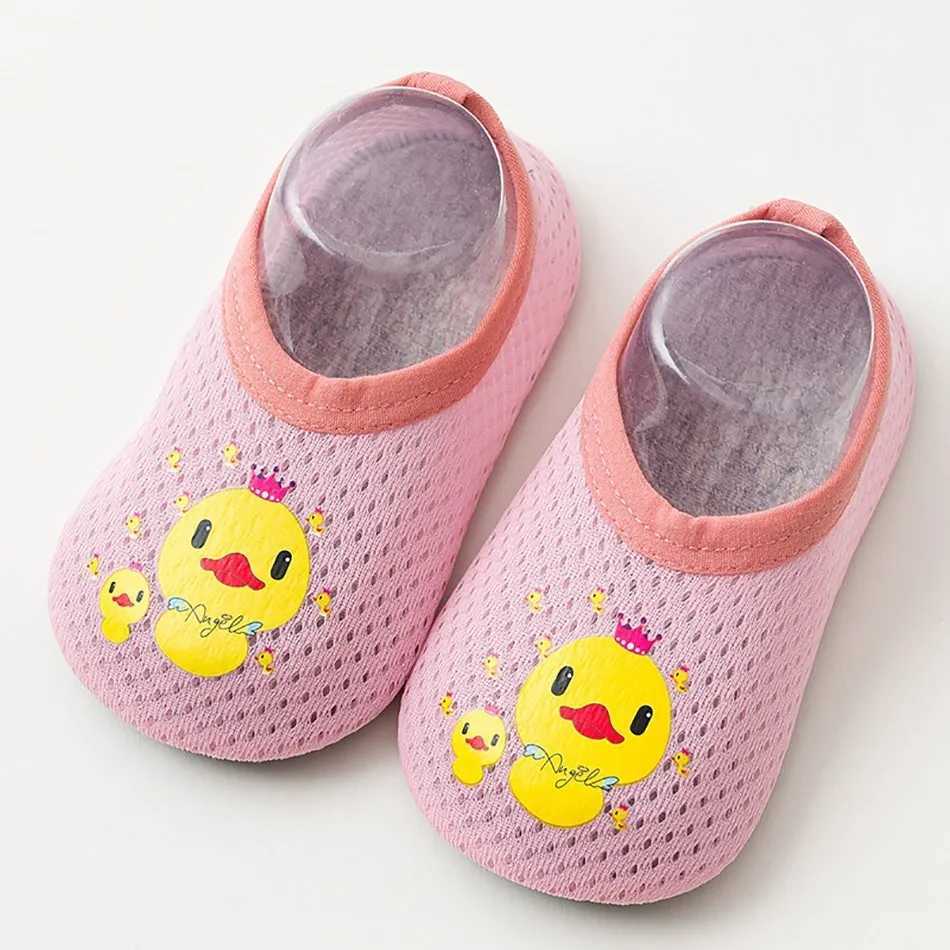 Baby and toddler shoes with anti slip soft sole first step for childrens spring and summer cartoon 6-month-4 year old childrens shoes M240827
