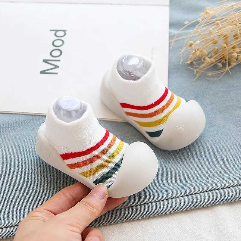 Newborn baby shoes autumn new baby walking shoes breathable baby shoes indoor socks shoes soft soled lightweight casual sports shoes baby products M24