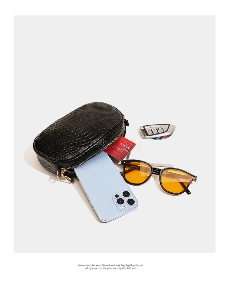 Leather wallet cute pocket single shoulder handheld clutch womens New small phone bag soft 240826