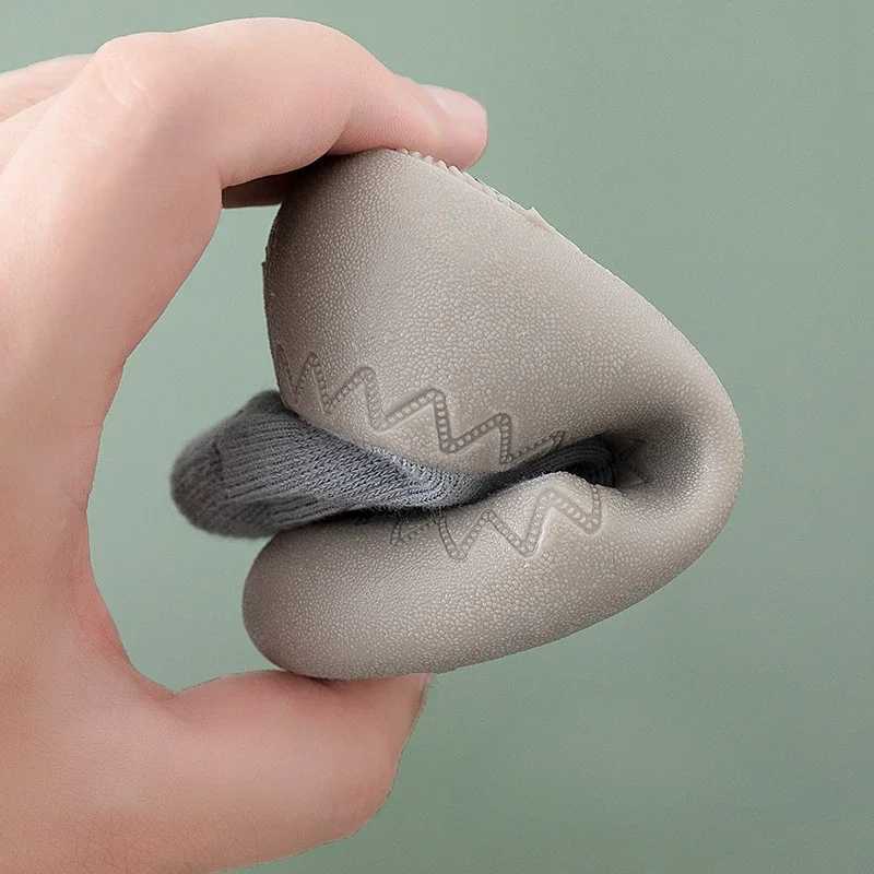 Baby walking shoes with soft soles non slip breathable socks and indoor and outdoor boy and girl odor resistant board shoes M240827