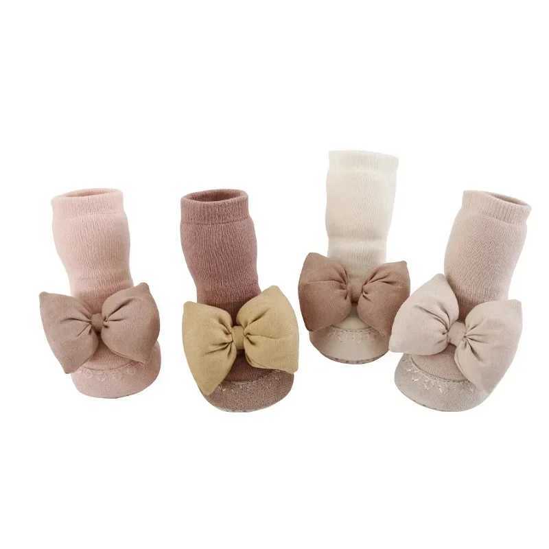 1 pair of newborn socks shoes Korean fashion bow anti slip floor calf socks shoes baby girls autumn and winter cotton first step traveler M240827