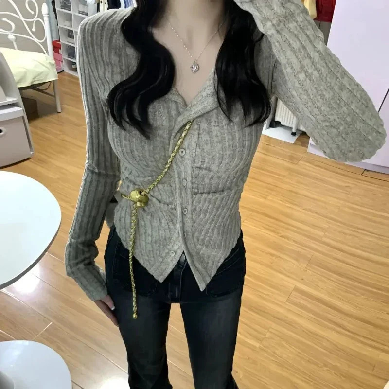 Knitted long sleeved polo neck womens T-shirt for autumn and winter fashionable and elegant clothing for sale womens T-shirt 240827