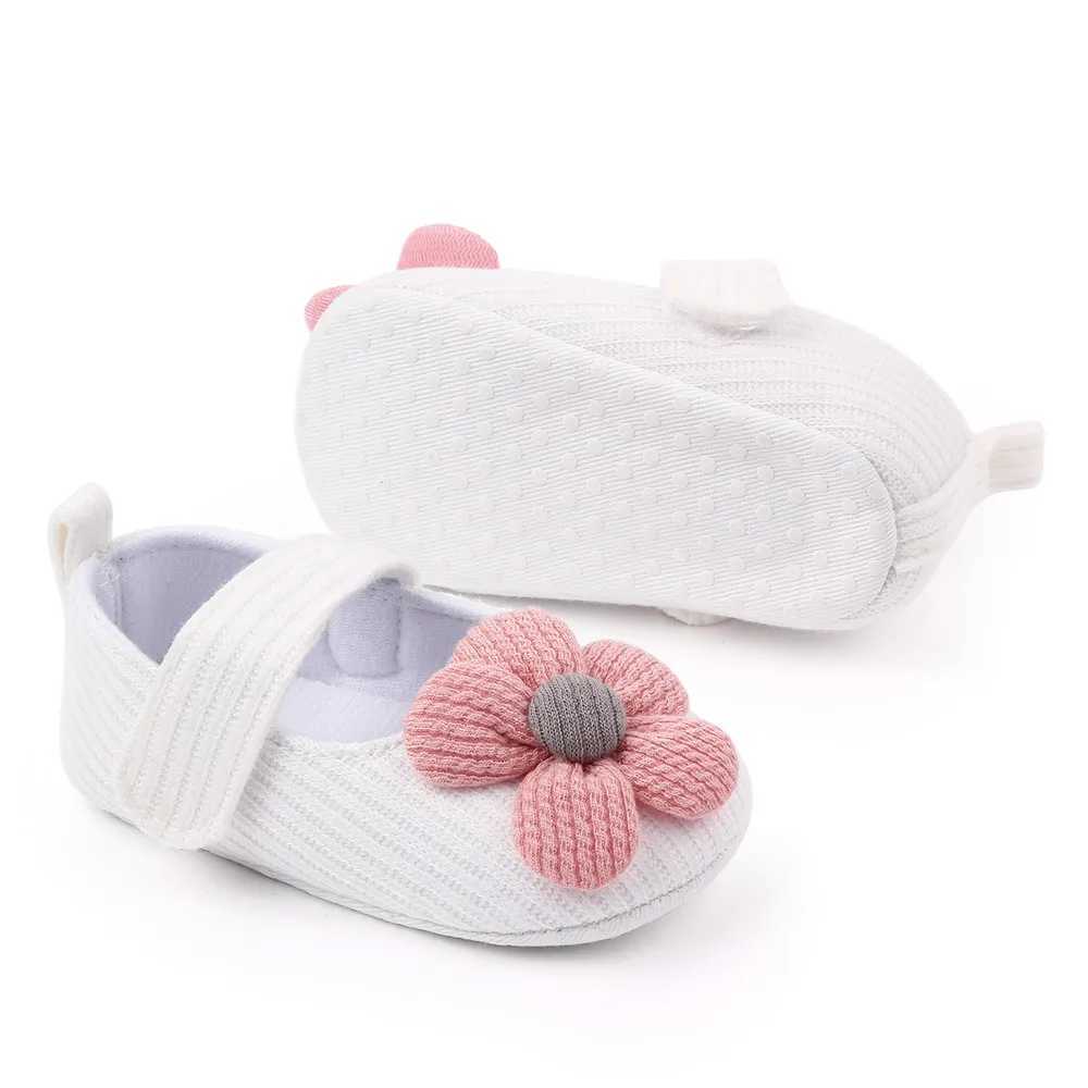Baby Shoes Spring and Autumn Flower Princess Soft Sole Anti slip First Step Walker Walking Shoes Baby Shoes M240827