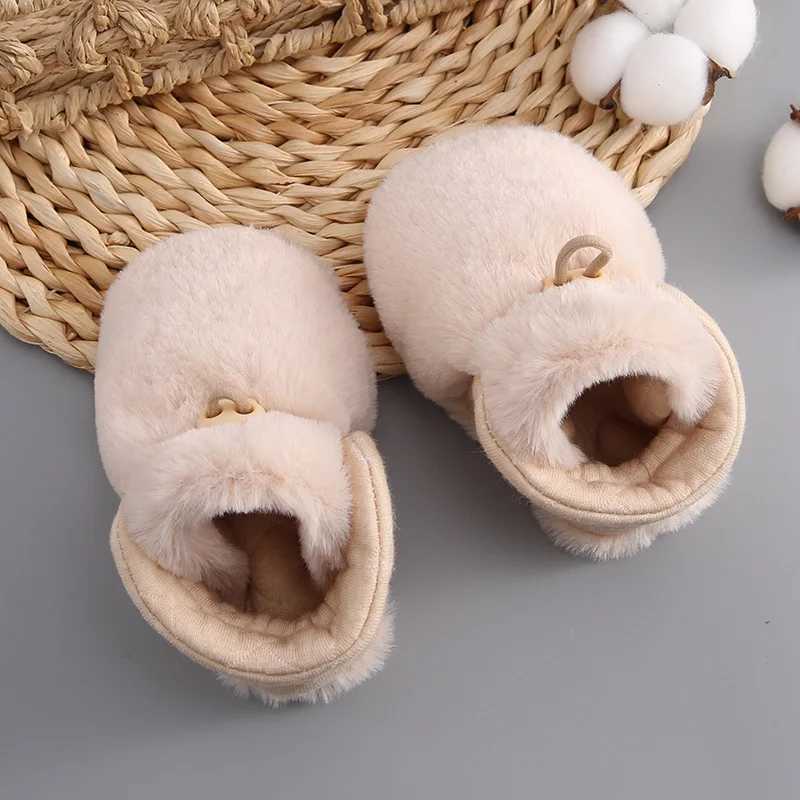 Baby Winter Shoes Thick Plush Warm Shoes Anti slip Boys and Girls Snow Boots First Walking Shoes Baby Gift M240827