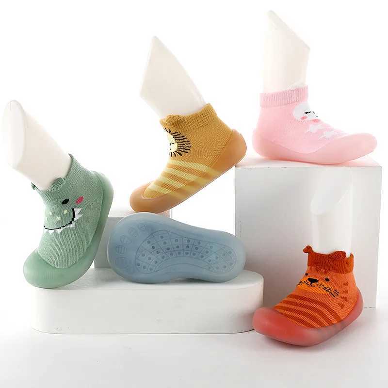Baby shoes toddlers boys and girls first walking socks non slip indoor sports shoes M240827