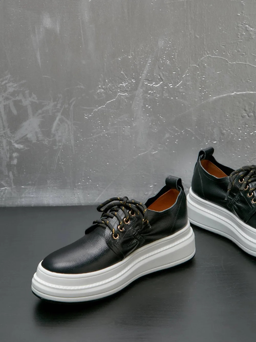 Krazing Pot soft natural leather round toe high sole lace upper sports shoes solid compact casual womens vulcanized shoes L26 240827