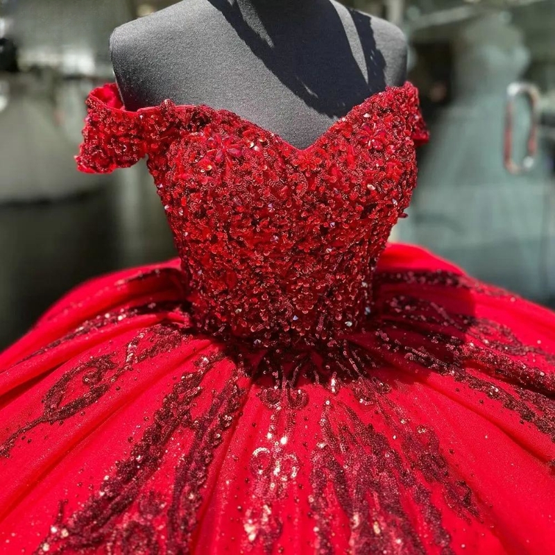 Red Off The Shoulder Ball Gown Quinceanera Dresses Sequined Appliques Lace Beads Vestidos De 15 Anos Sweet 16 Dress