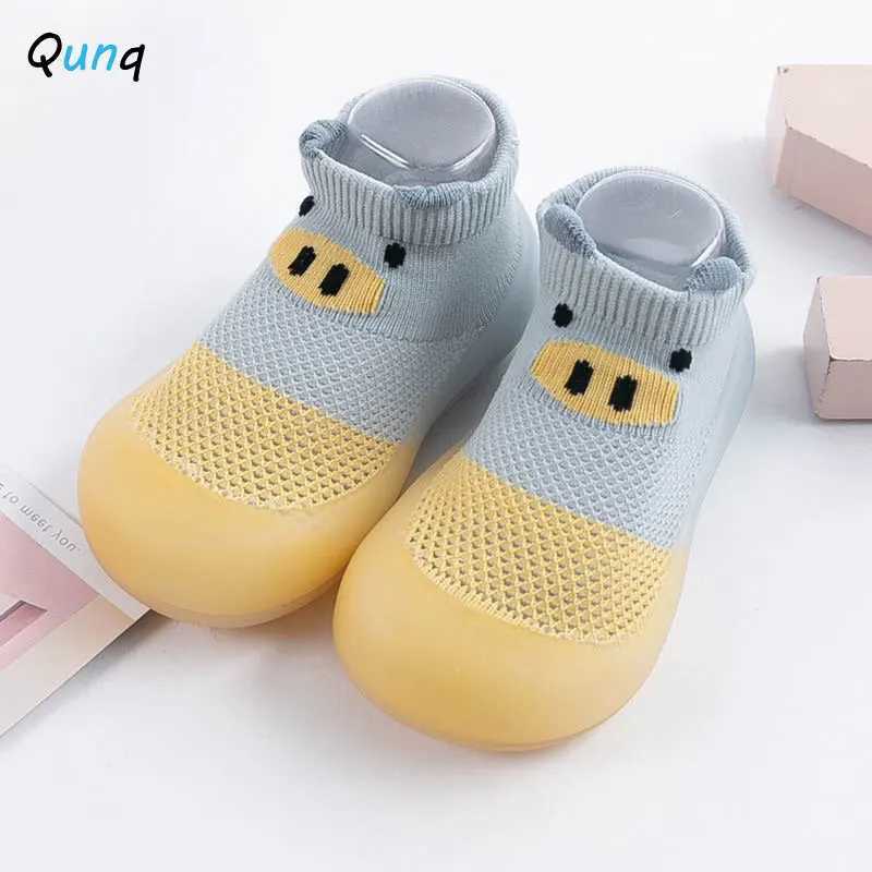 Qunq Spring and Summer New Baby Socks and Shoes Soft soled Mesh Hollow Cartoon Breathable Anti slip Cute Floor Socks and Shoes M240827