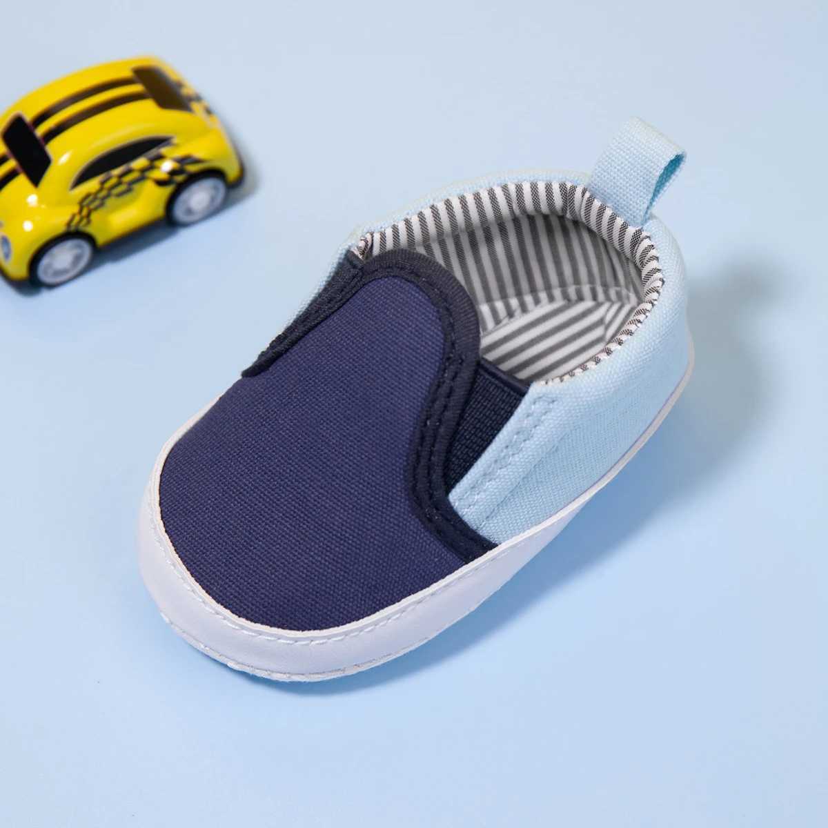Newborn baby shoes childrens soft sole simple canvas stripe printing 0-18 months old casual boys shoes first step walker board shoes M240827