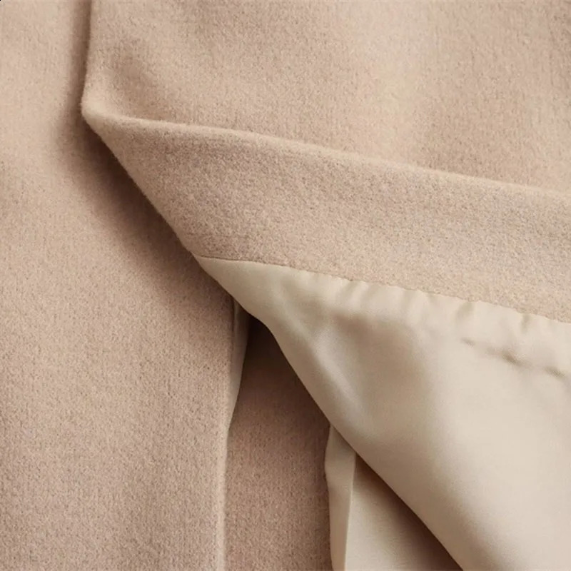 Womens wool coat retro singlelayer solid long jacket womens soft street autumn and winter 240826