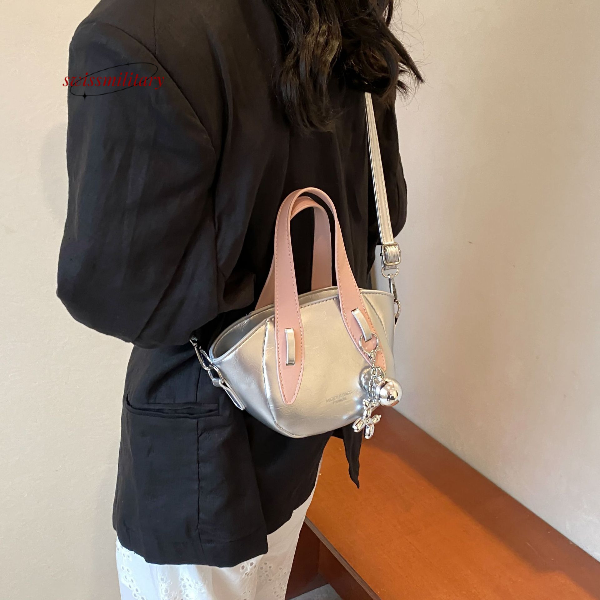 Swissmilitary Fashionable hand-held single shoulder diagonal cross small handbag, 2024 summer new style contrasting color western-style work commuting