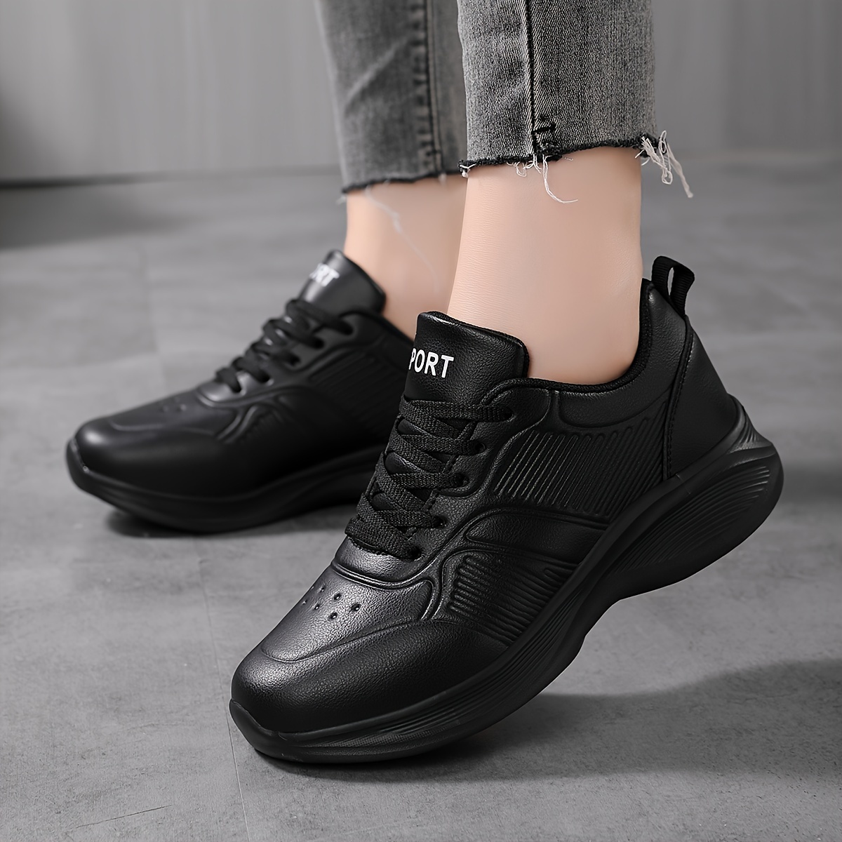 Stylish waterproof all-season low-top sneakers for women - versatile and comfortable outdoor lace-up shoes