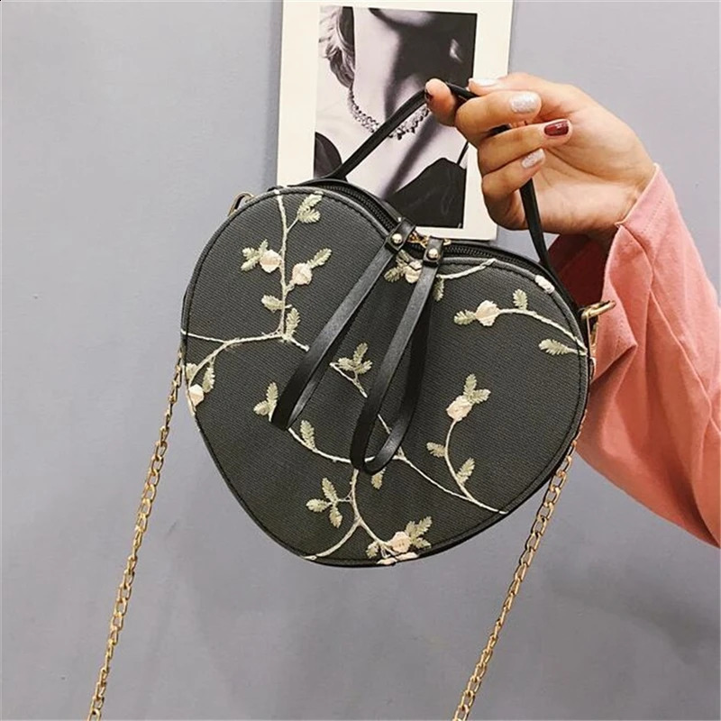 Lace Shoulder Bag Peach Heart Women Bags 2024 Embroidery Handbag Portable Girl Diagonal Heartshaped Chain For 240826
