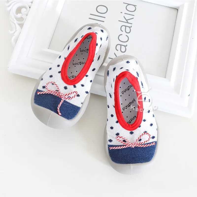 Baby Socks and Shoes Baby Childrens Shoes Cute Printed Cotton Socks and Shoes for Boys and Girls Childrens Casual Anti slip First Step Walker M240827