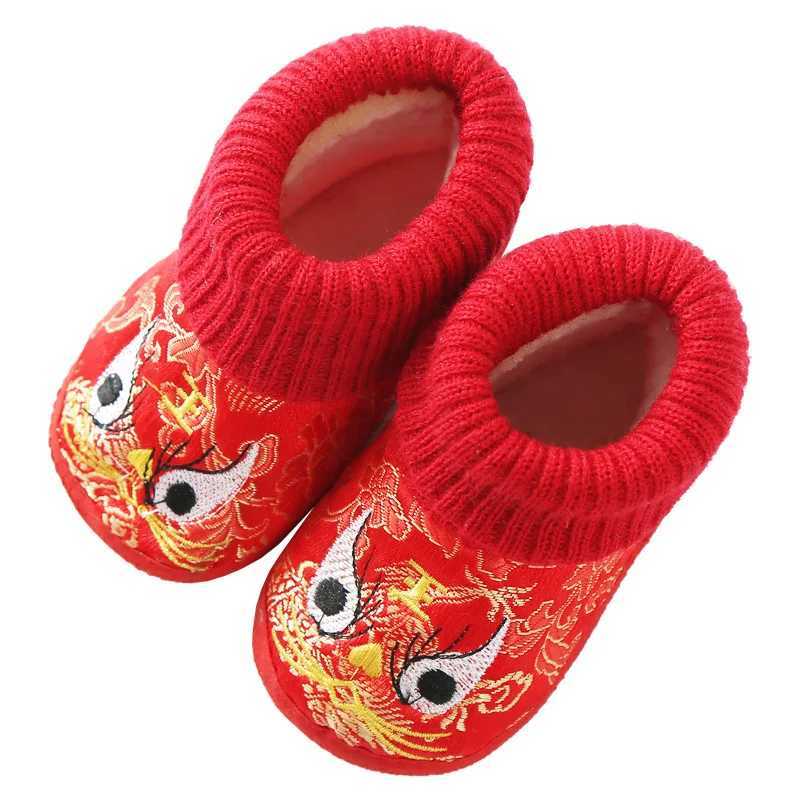 Red traditional Chinese style embroidered childrens shoes baby soft sole baby tiger first walking shoes Chinese New Year M240827