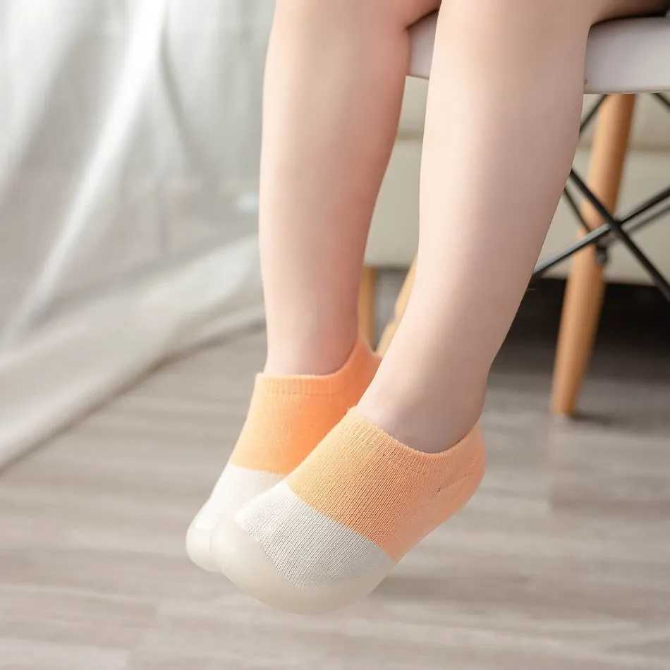 Baby socks baby shoes baby girls first mover childrens shoes solid color soft soled newborn spring childrens floor sports shoes M240827