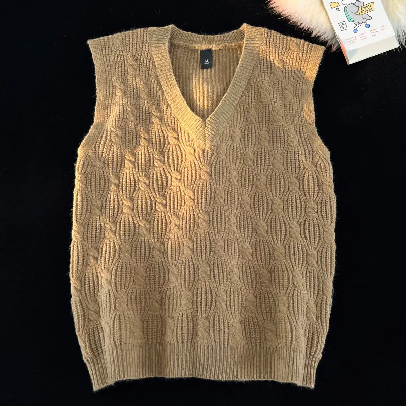 Warm Fashionable Twisted Stripe Mens Sweater High Quality Mens Casual Solid Color Vest Cotton Soft Yarn Fabric V Neck Clothing 240826