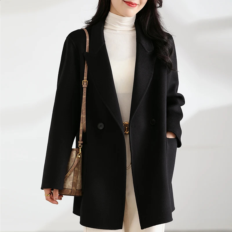 Autumn and winter doublesided cashmere coat womens short sleeved 100% pure wool 240826