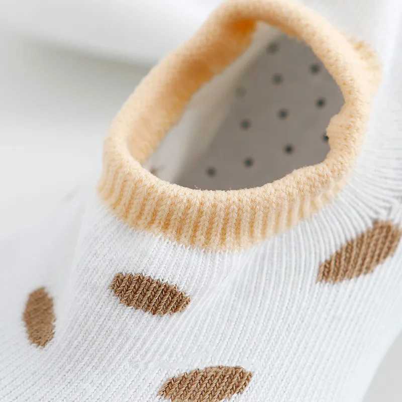 Babys first walking shoes breathable baby and toddler shoes girls and boys casual mesh shoes soft and comfortable anti slip shoes M240827