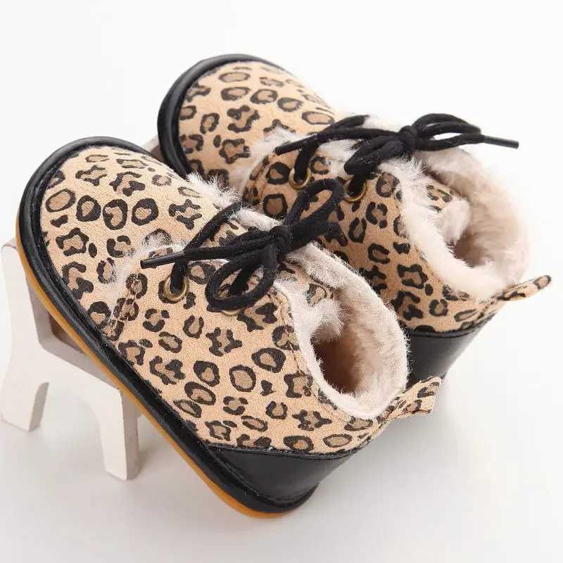 New Preschool Baby Boys and Girls Winter Fur Snow Boots Warm Shoes Boots Casual Panther First Step Walker Baby Shoes 0-18M M240827