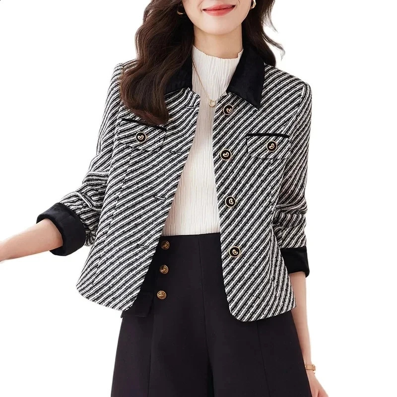 Spring Autumn Fashion Little perfume Style Short Coat Womens Temperature Korean Casual Tweed Jacket Wool 240826