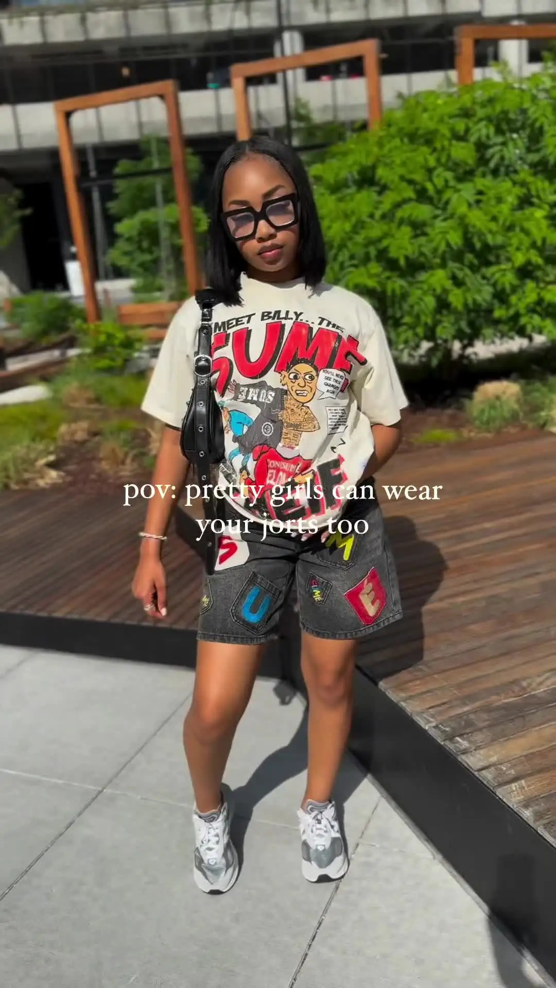 Sell Vintage Cartoon Graphic t shirts Harajuku Oversized Y2k Tops Korean Goth T shirt Sweatshirt Gothic Women Clothes 240827