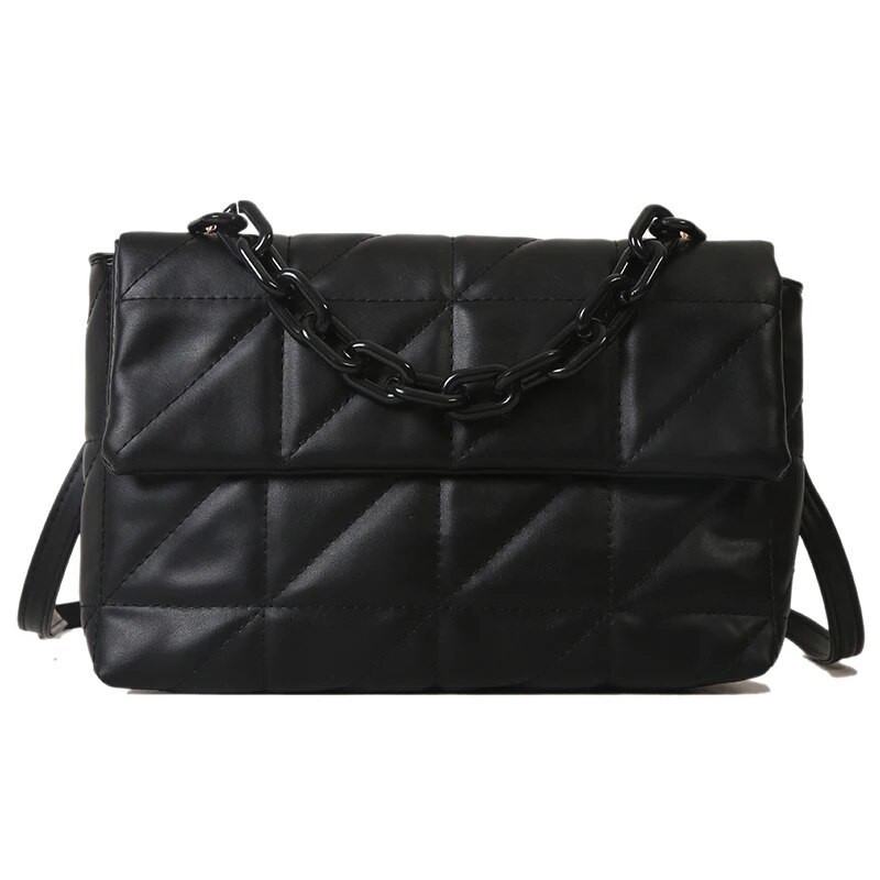 Trendy Handbags 2023: Chain Embellished Crossbody hot Purse for Women