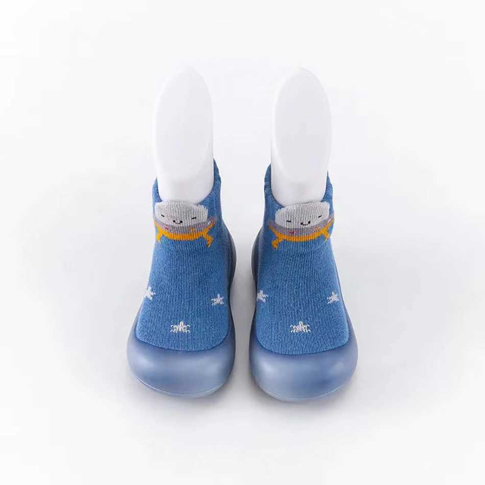 Baby shoes cute and comfortable baby soft soled socks anti slip newborn shoes for indoor use safe for all seasons the first step for pedestrians M2408