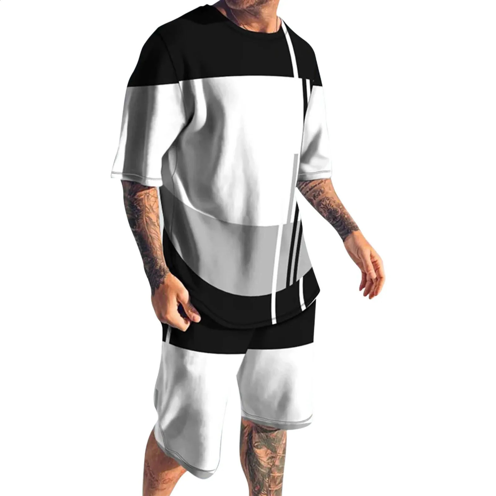 Large size loose casual mens summer sports set 2-piece Pathcwork striped printed short sleeved topshorts set 240827
