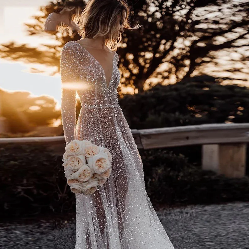 Dubai Arabic Ball Gown Wedding Dresses Plus Size Sweetheart Backless Sweep Train Bridal Gowns Bling Luxury Beading Sequins Wed Dresses 02