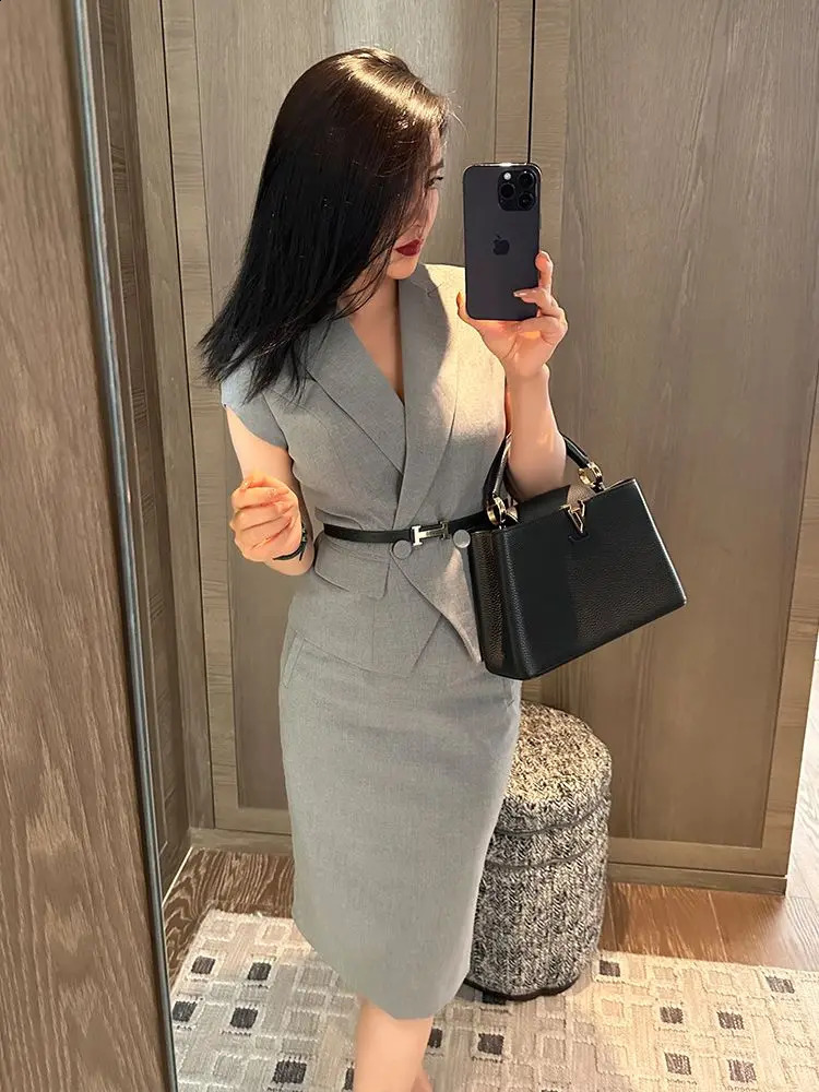 Blazer and Skirt Suit for Women Summer Professional Wear Short-Sleeve Slimming OL Workplace Skirt Two-Piece Set High Quality 240826