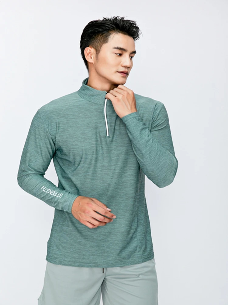 mens long sleeved Tshirt for sports running quick drying breathable training half zipper gym slimming sportswear 240827