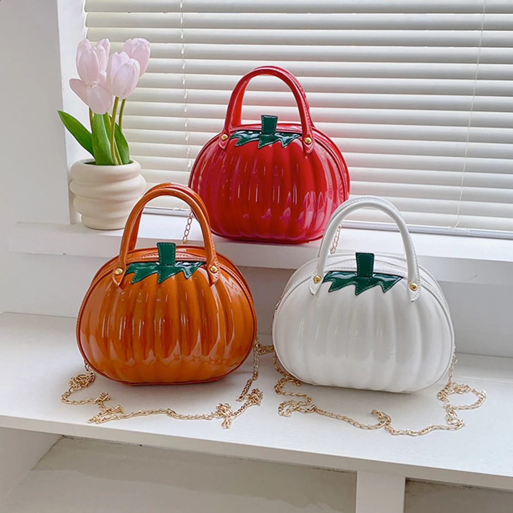 Womens pumpkin shaped handbag Versatile creative shoulder bag fashionable and adorable multifunctional waterproof Halloween handbag 240912