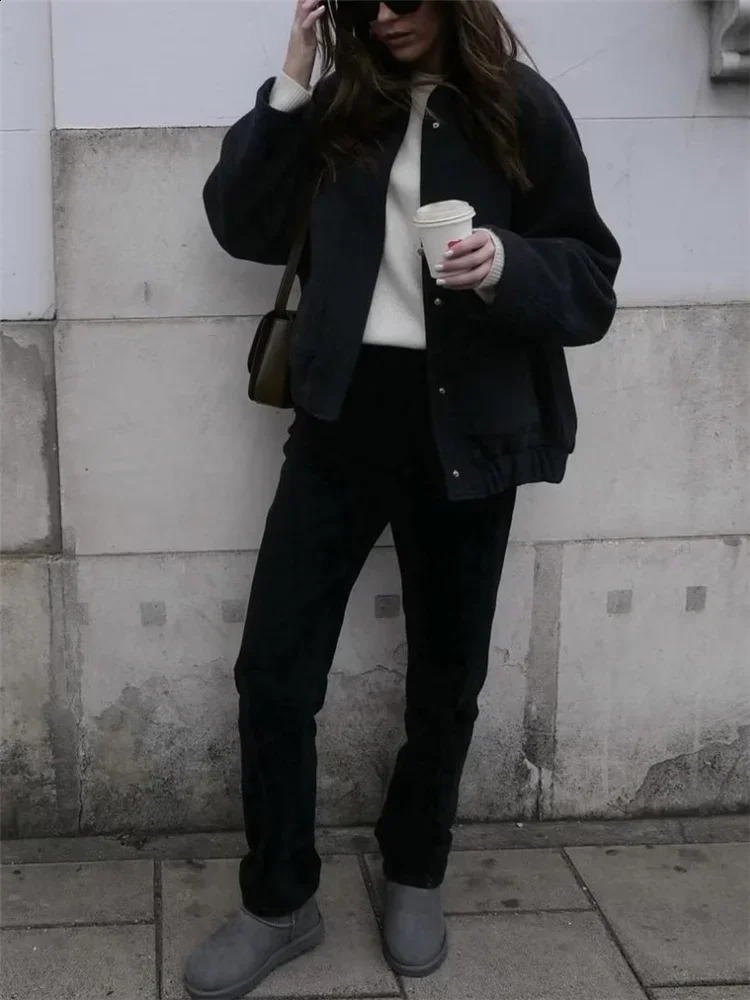 Woman Fashion Loose Gray Warm Baseball Jacket Autumn Casual Oversized Bomber Jacket Girls Vintage Thick Warm Outwear 240827