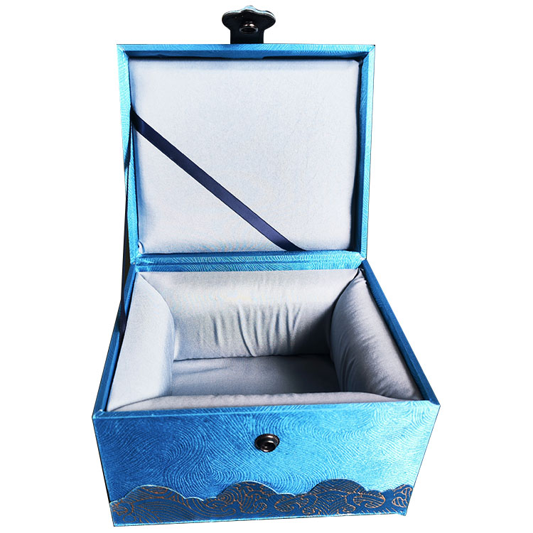 Premium Quality Custom Gift Wrapping Boxes - Stylish Flap Lid Design