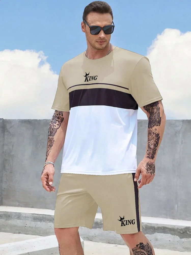 Street City Fashion T-shirt daily outdoor beach shorts mens short sleeved T-shirt and shorts set summer 3D printed mens set 240827